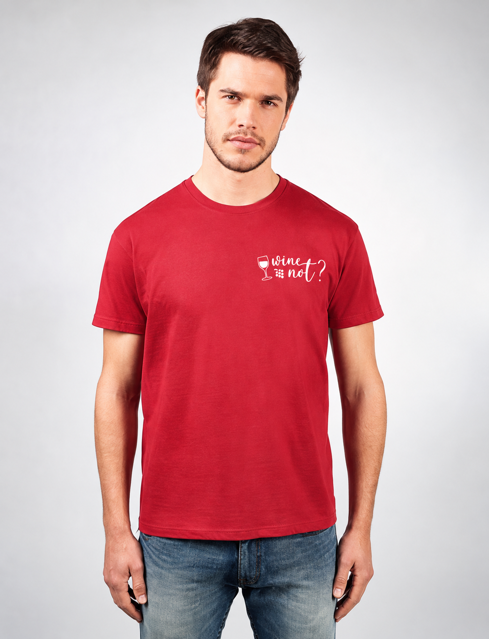 Wine not? Herren T-Shirt Rot – vorhandenes Anbietermodel digital mit Motiv ergänzt