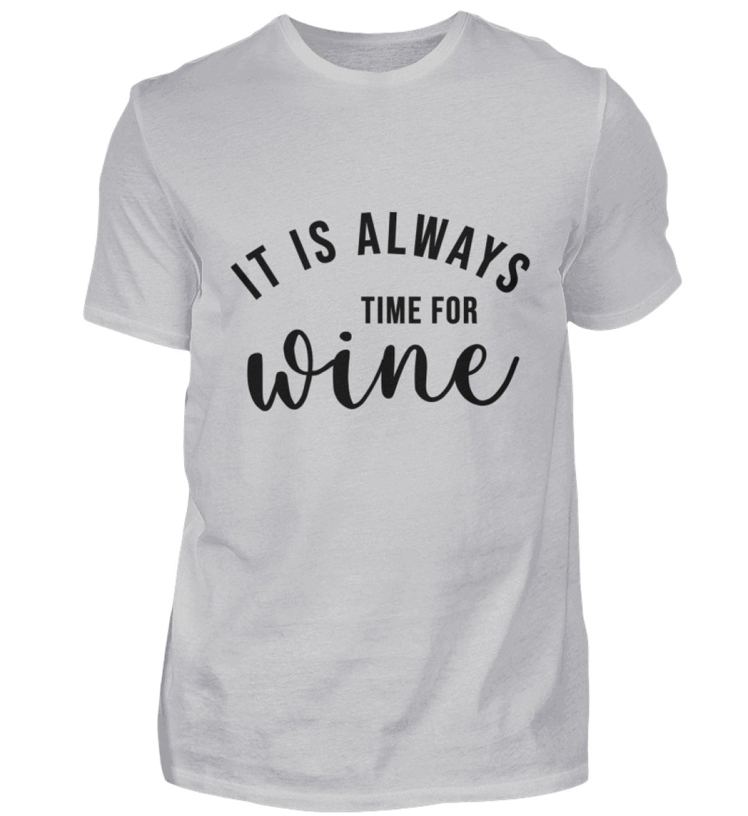 Produktansicht Herren-T-Shirt „It is always time for wine“ in Grau mit groß mittigem Druck auf der Vorderseite.